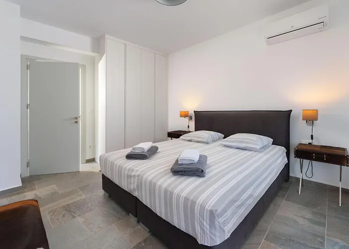 Canyon View Калитиес